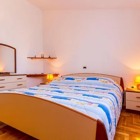 Apartamento Nela *
